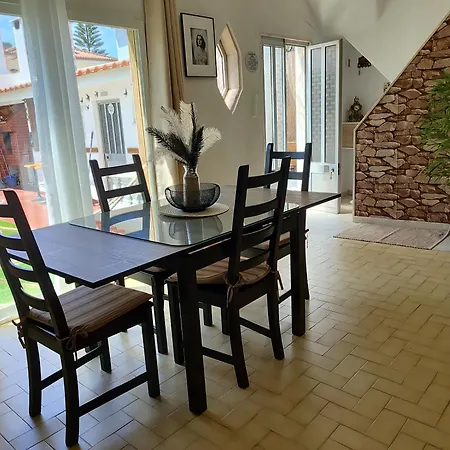 Aroeira Garden Casa de Férias Aroeira (Setubal)
