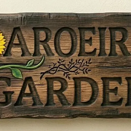 Casa de Férias Aroeira Garden